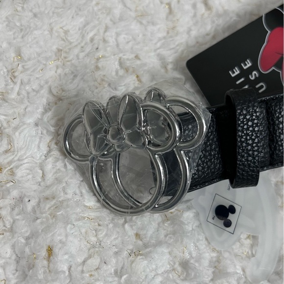 Disney Black Belt with Silver minie mouse Buckle - Picture 6 of 6